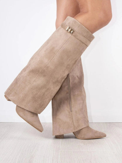 Evy | Elegant Women's Boots Made of High-Quality Suede with Golden Accents