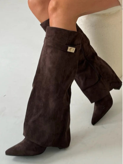 Evy | Elegant Women's Boots Made of High-Quality Suede with Golden Accents
