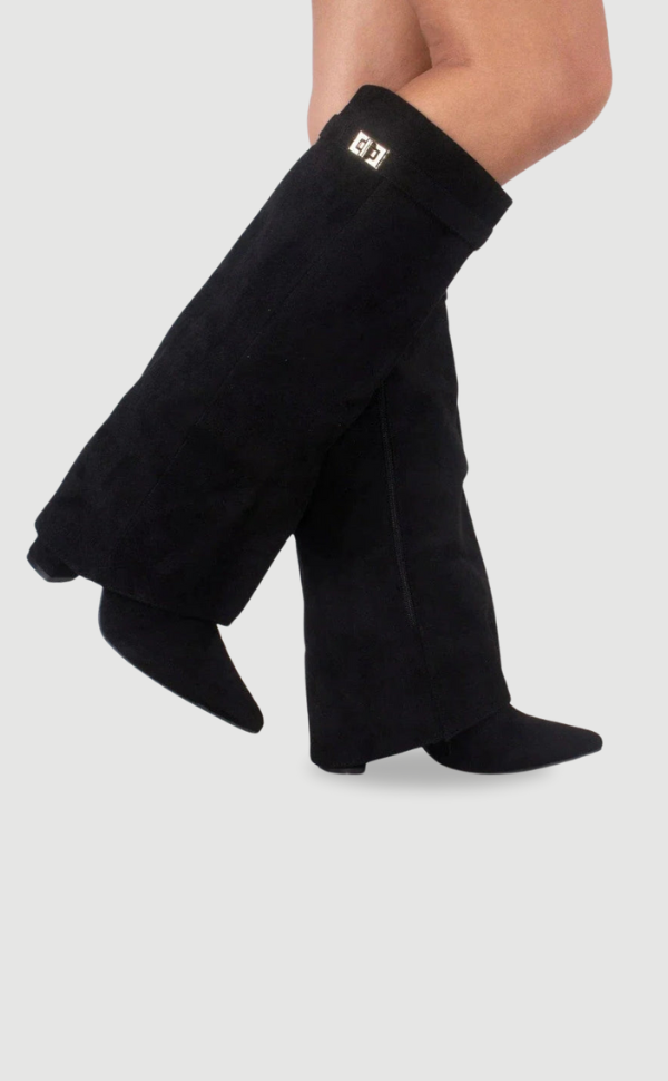 Evy | Elegant Women's Boots Made of High-Quality Suede with Golden Accents